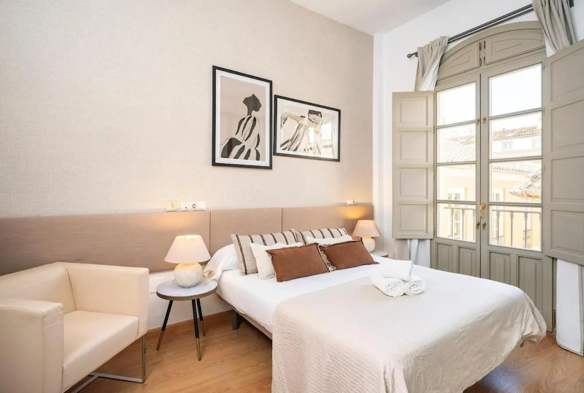 Beatas Central Espectacular Nueva Vivienda En Centro Historico Sinese Design Homes Malaga