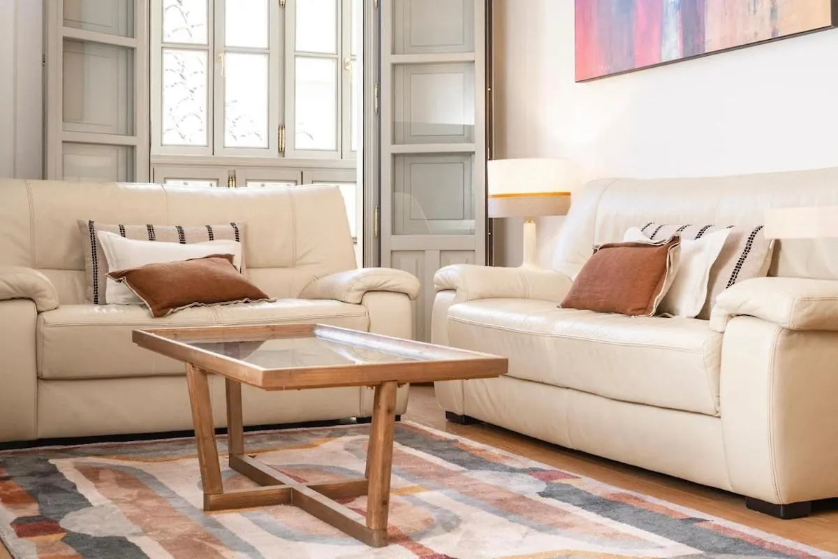 Beatas Central Espectacular Nueva Vivienda En Centro Historico Sinese Design Homes Malaga
